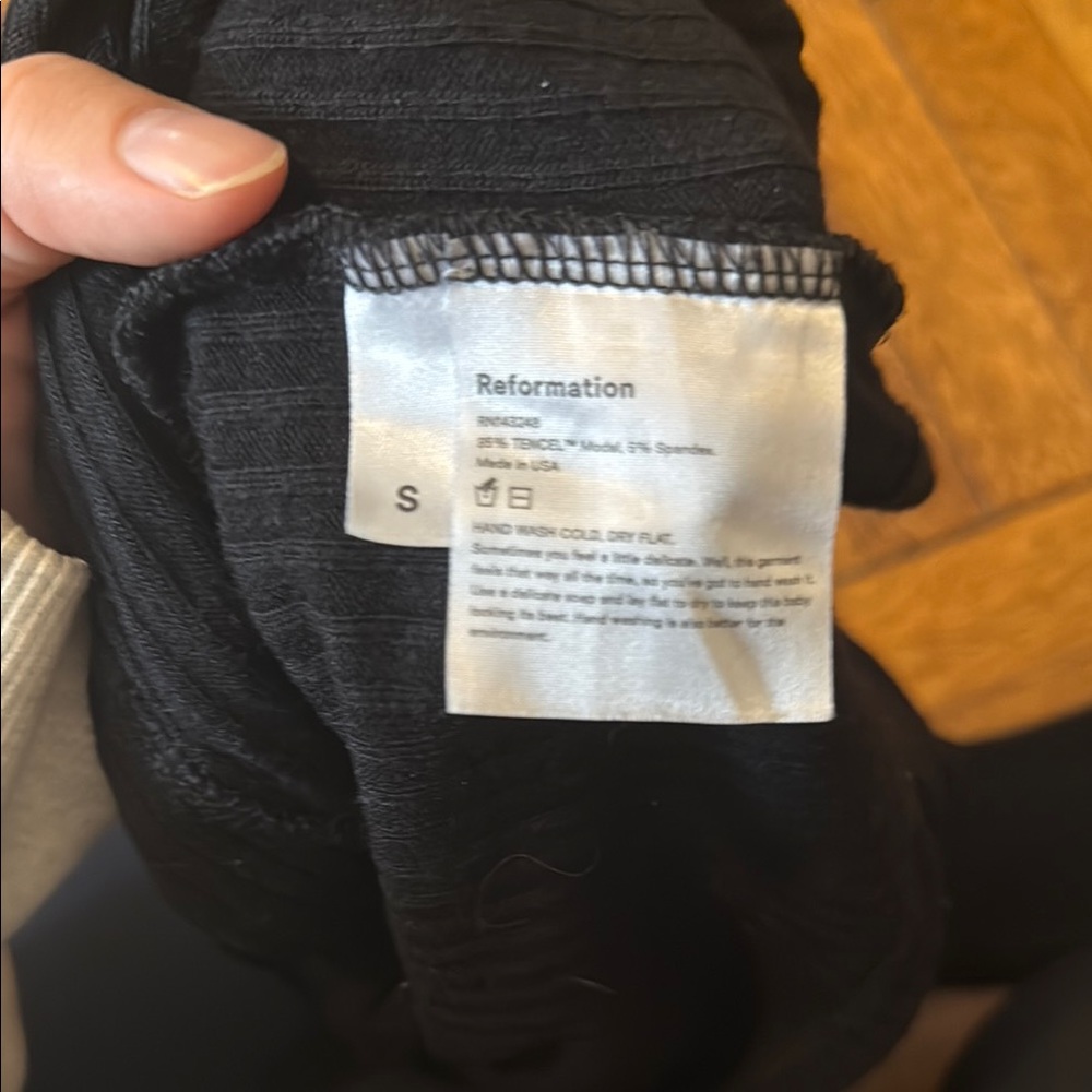 Black Ribbed Button-Up Top - image 4